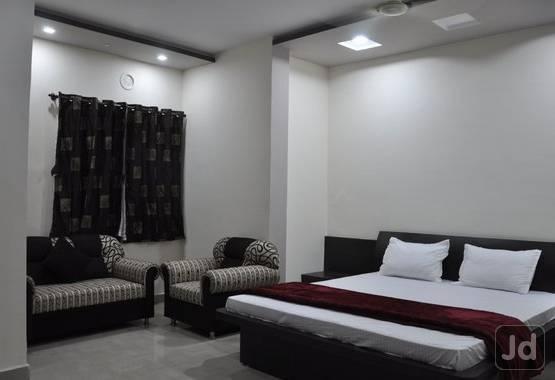 Hotel Rudraksh Virani Luaran gambar